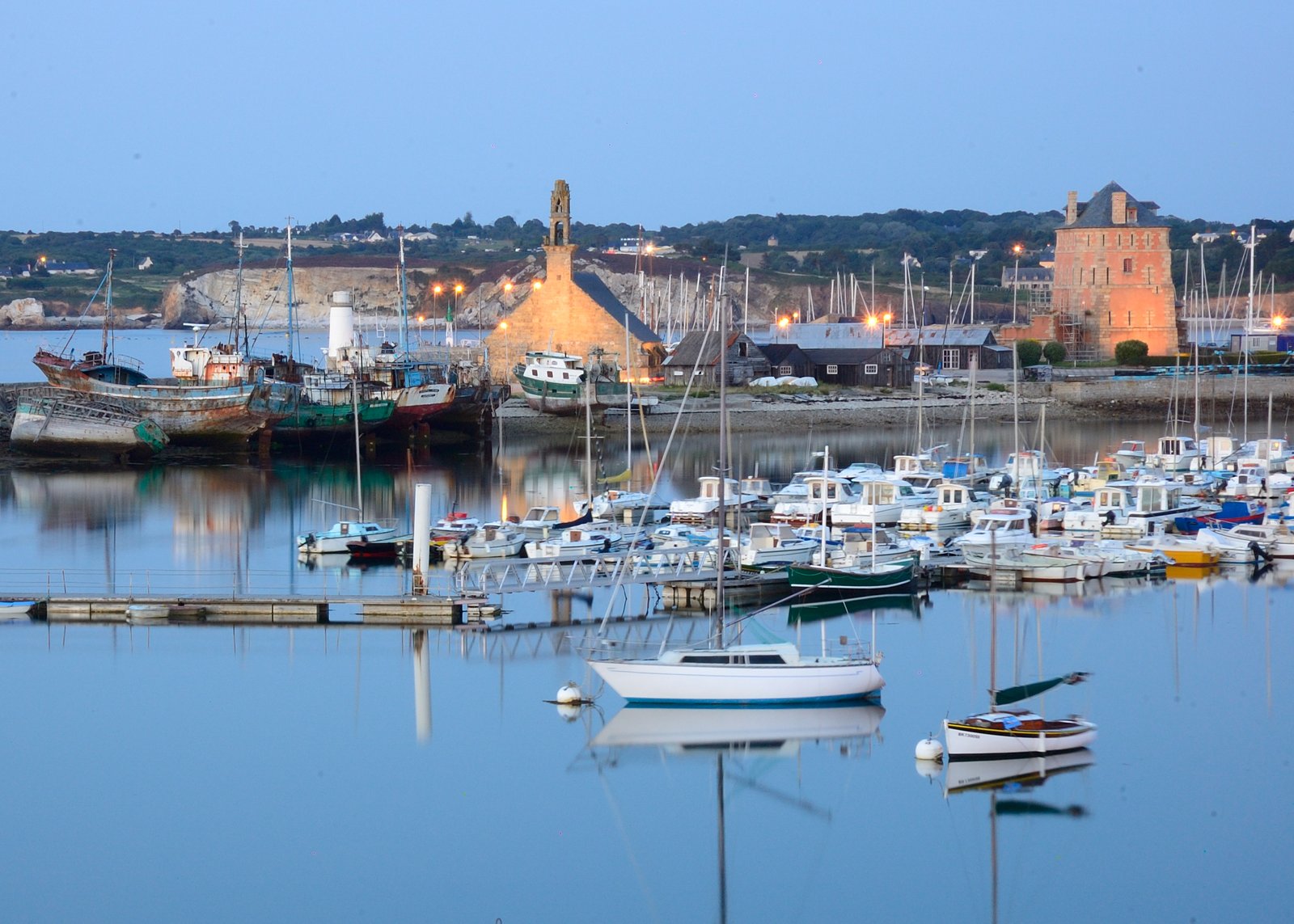 Camaret-sur-Mer Marina