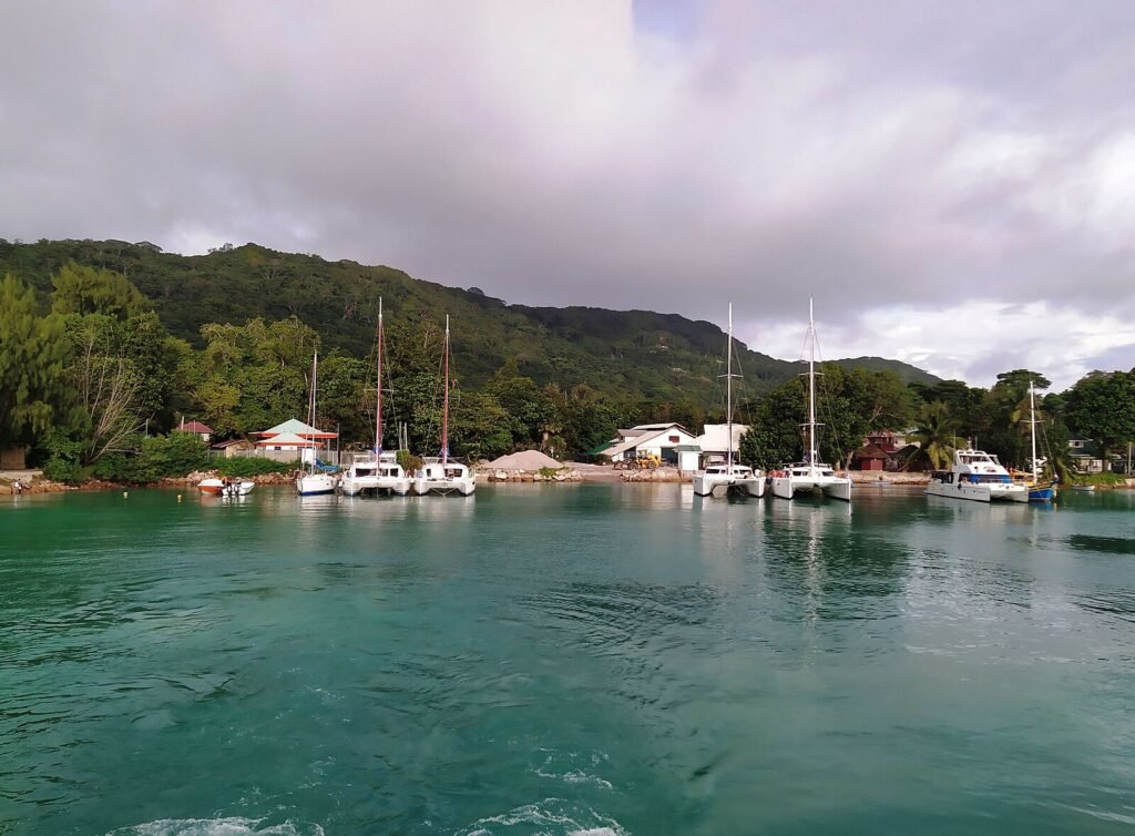 La Digue Marina